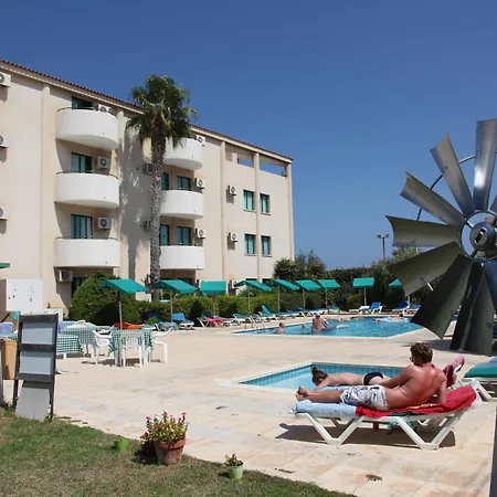 Mandalena Hotel